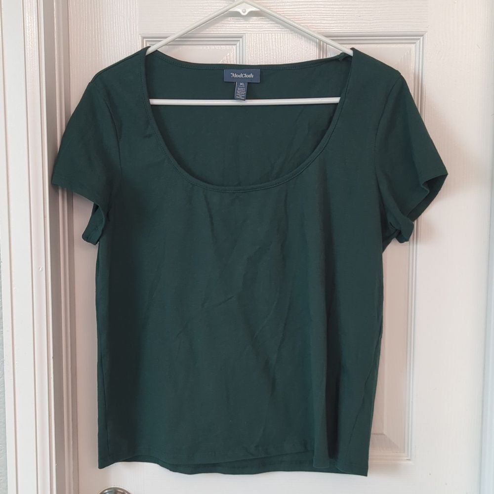 Modcloth green shirt sleeve tee shirt size XL